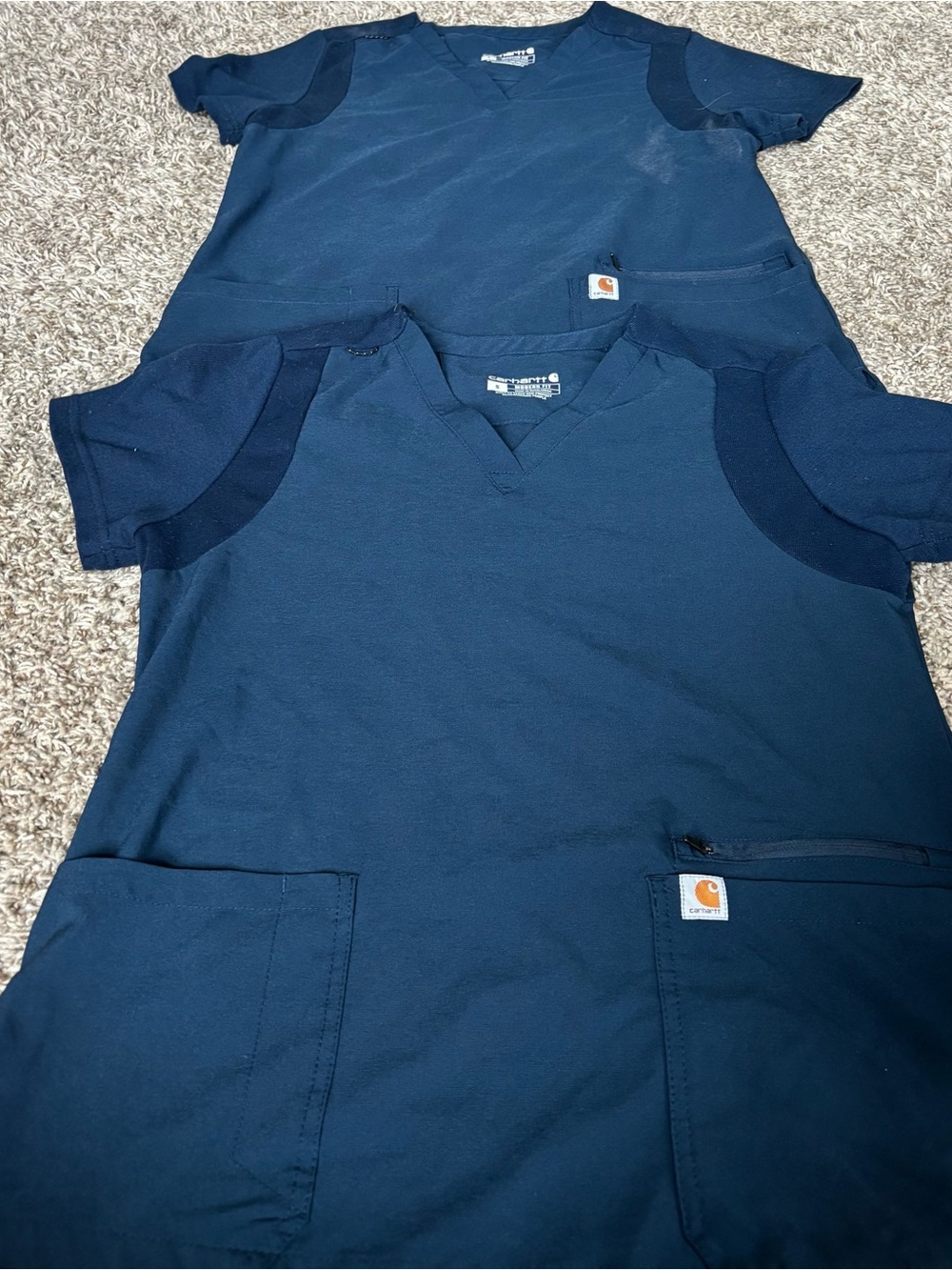 Carhartt wpmen modern fit Navy Short-Sleeve Scrub Tops FORCE 2 pcs